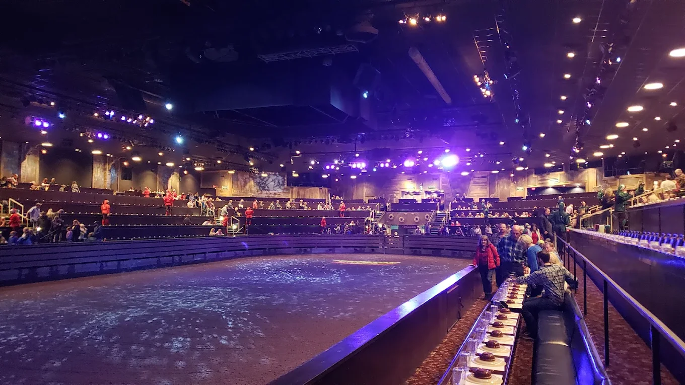 Featured image for “Best Shows to See in Branson This Fall”