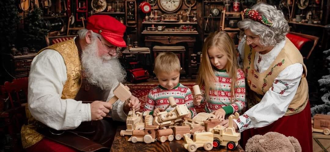 Featured image for “The Claus Vacation Branson: Meet Santa & Save $10”
