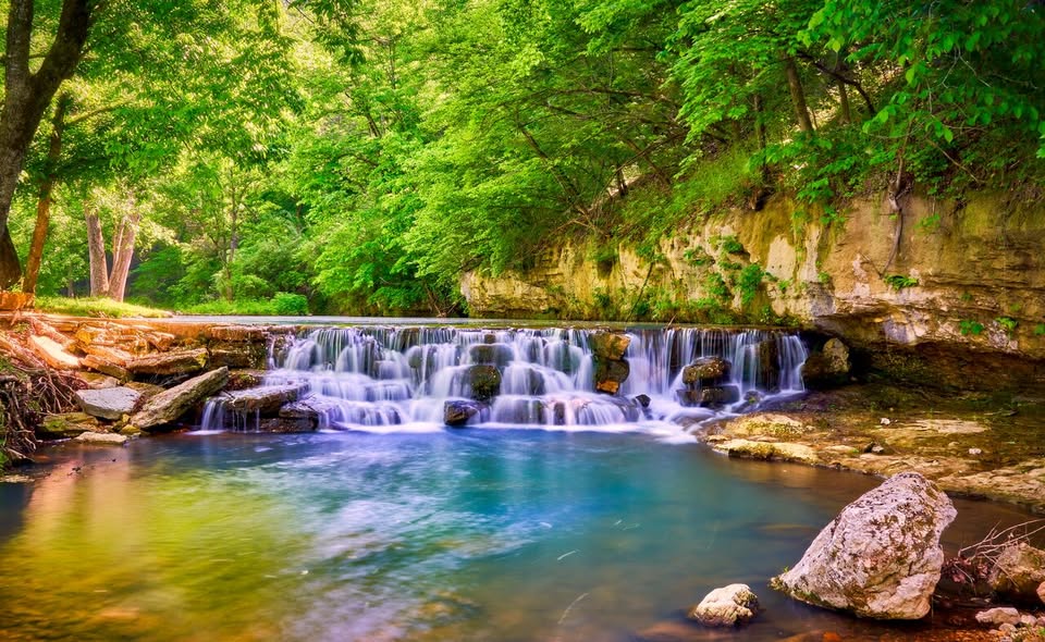 Featured image for “Dogwood Canyon in the Fall: Is It Worth the Drive?”